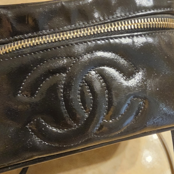 Chanel - Picture 8 of 10